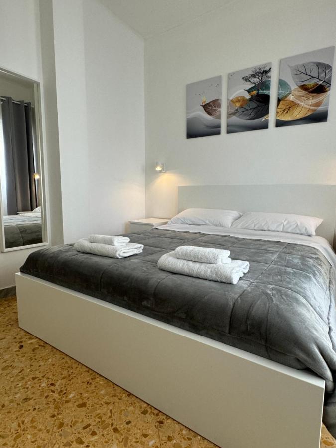 Quintino Sella Hotel Bari Buitenkant foto